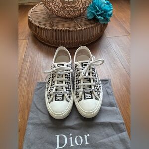 Christian Dior Walk'n'Dior 30 Montaigne Sneakers